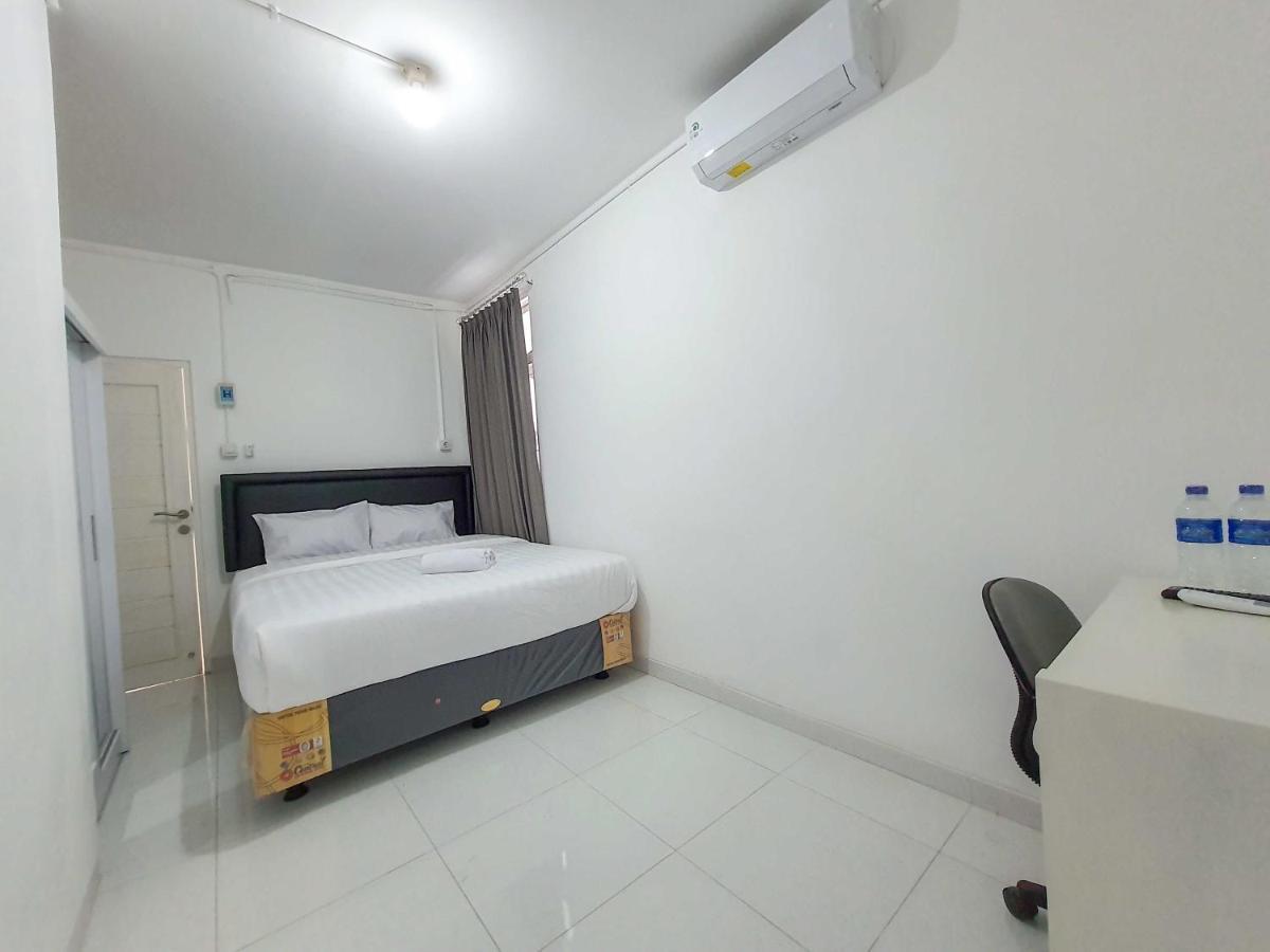 Hotel Reddoorz Syariah At Jalan Godean Ngabean Exterior foto
