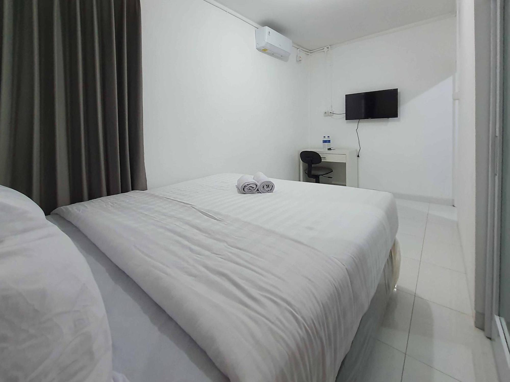 Hotel Reddoorz Syariah At Jalan Godean Ngabean Exterior foto