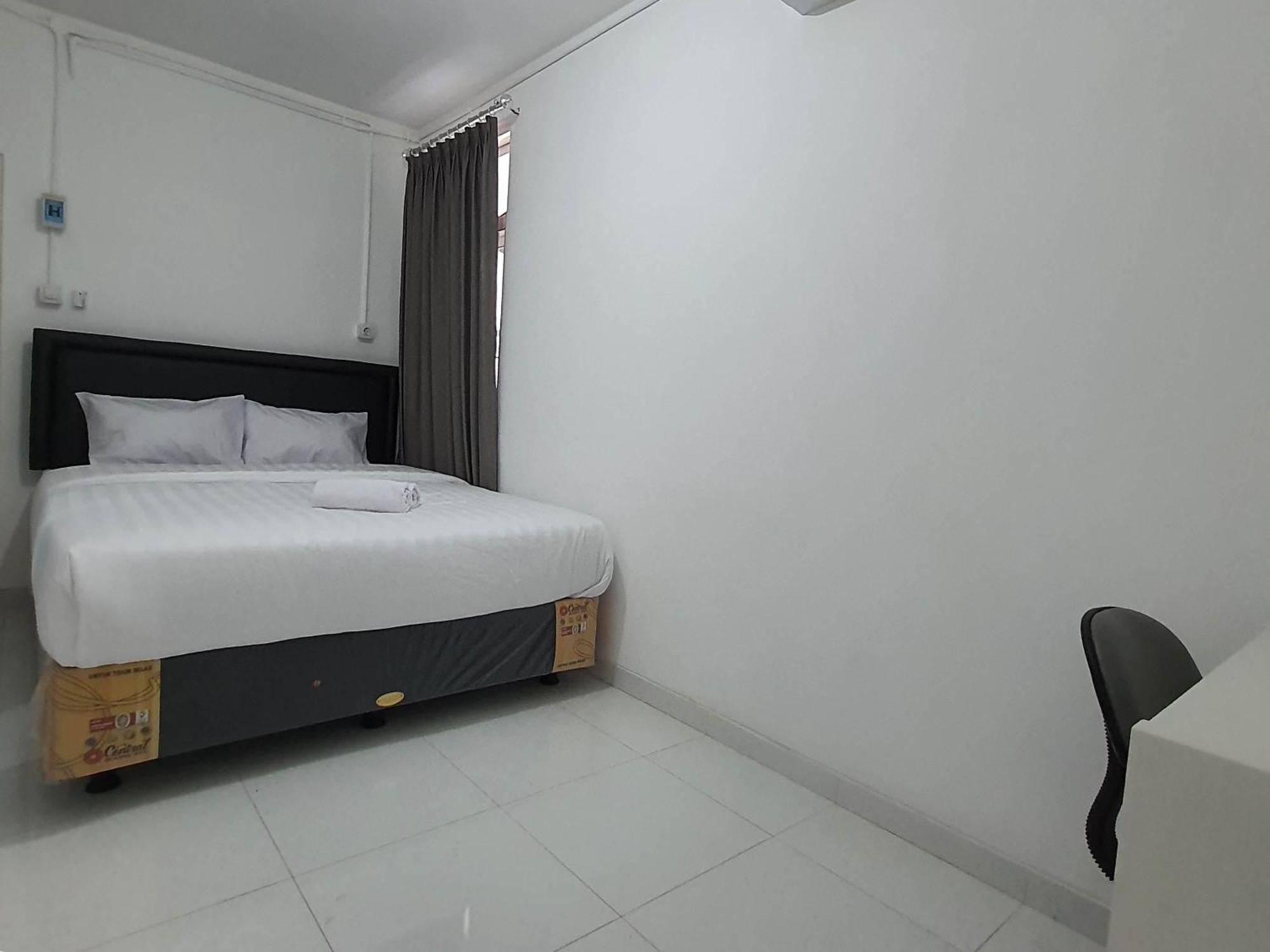 Hotel Reddoorz Syariah At Jalan Godean Ngabean Exterior foto